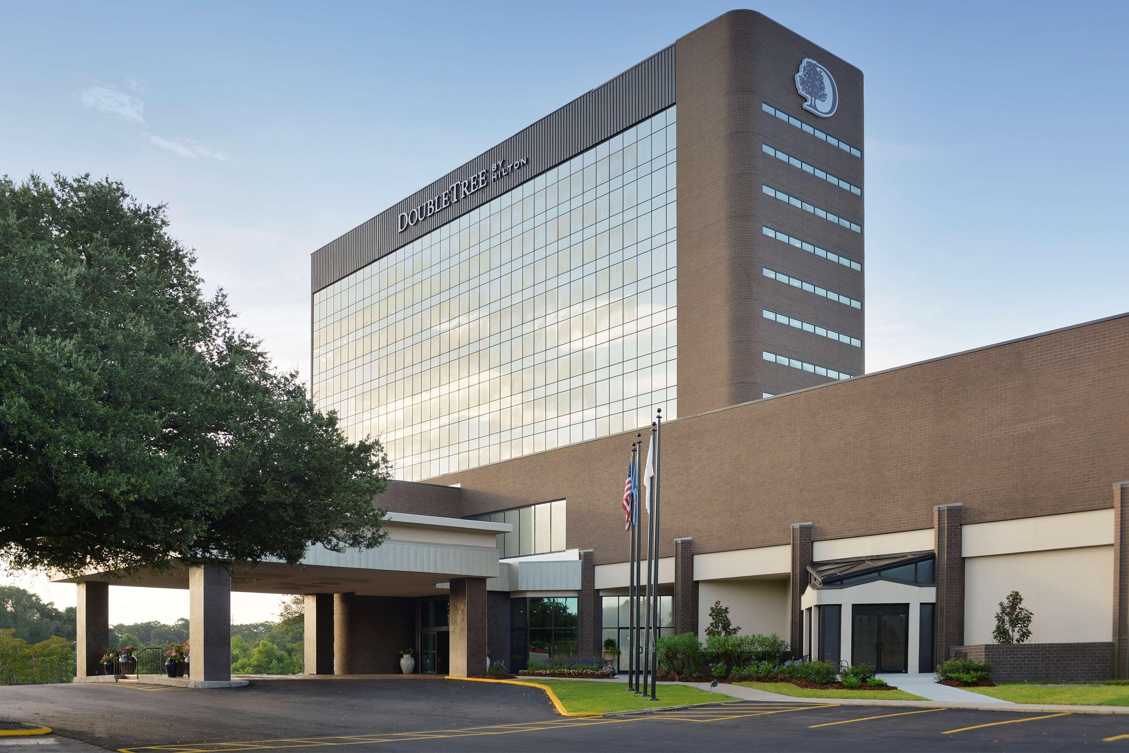 Doubletree By Hilton Lafayette Hotel Bagian luar foto