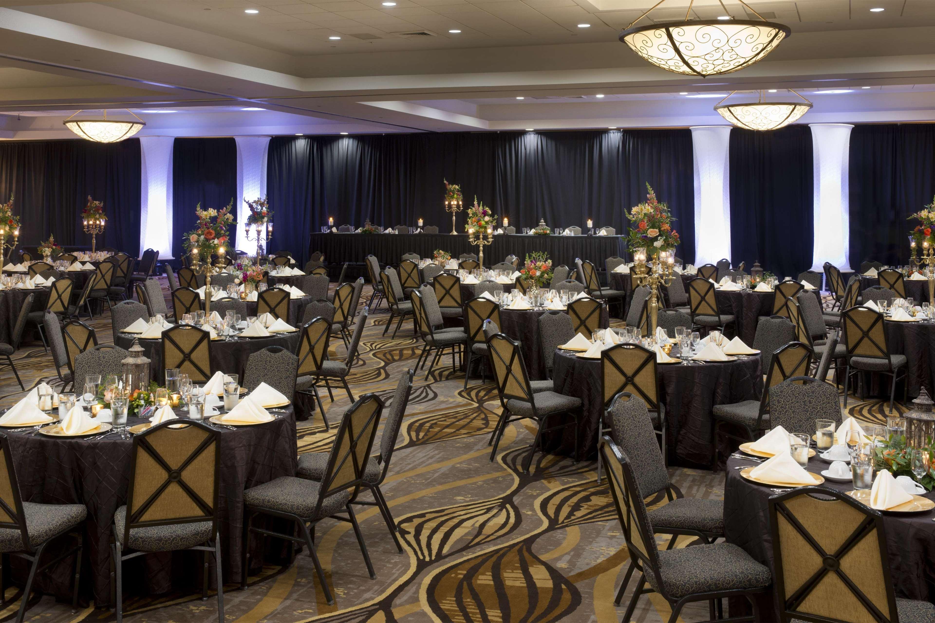 Doubletree By Hilton Lafayette Hotel Bagian luar foto