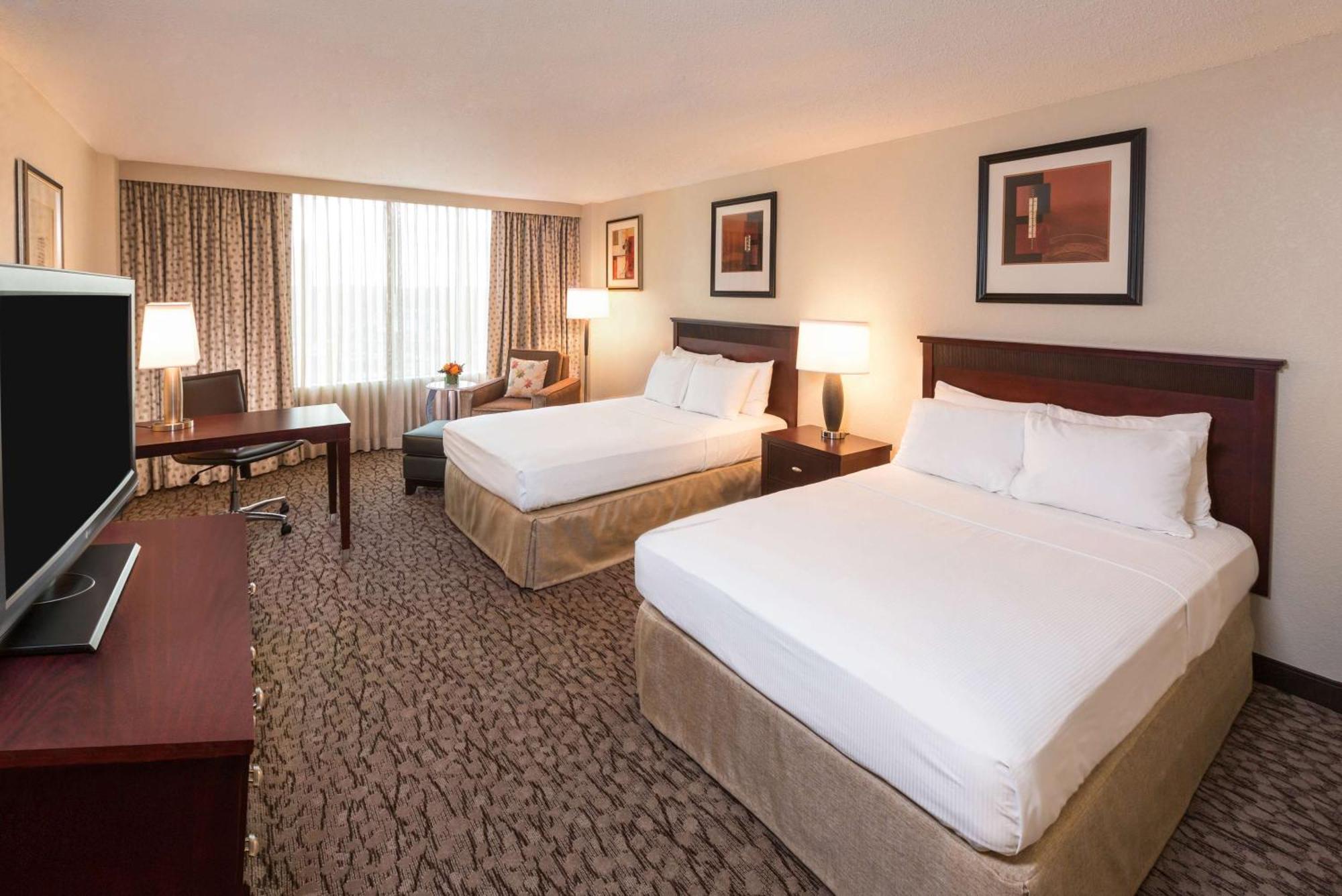Doubletree By Hilton Lafayette Hotel Bagian luar foto