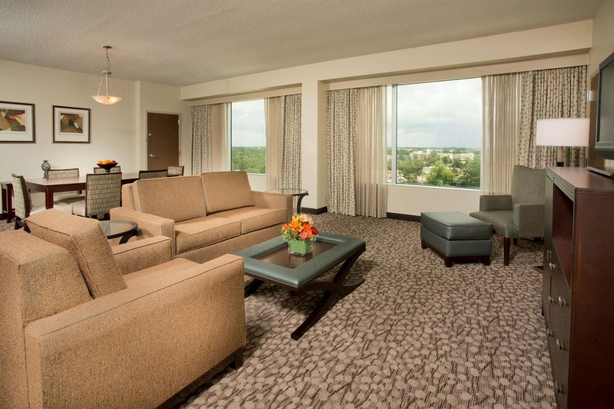 Doubletree By Hilton Lafayette Hotel Bagian luar foto