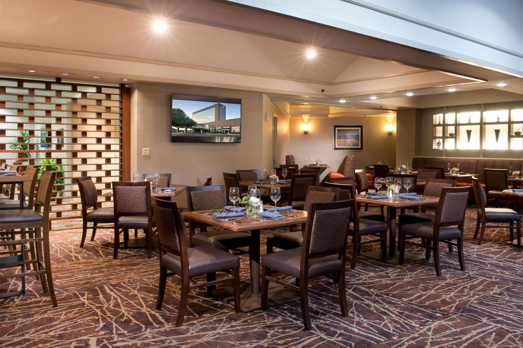 Doubletree By Hilton Lafayette Hotel Bagian luar foto