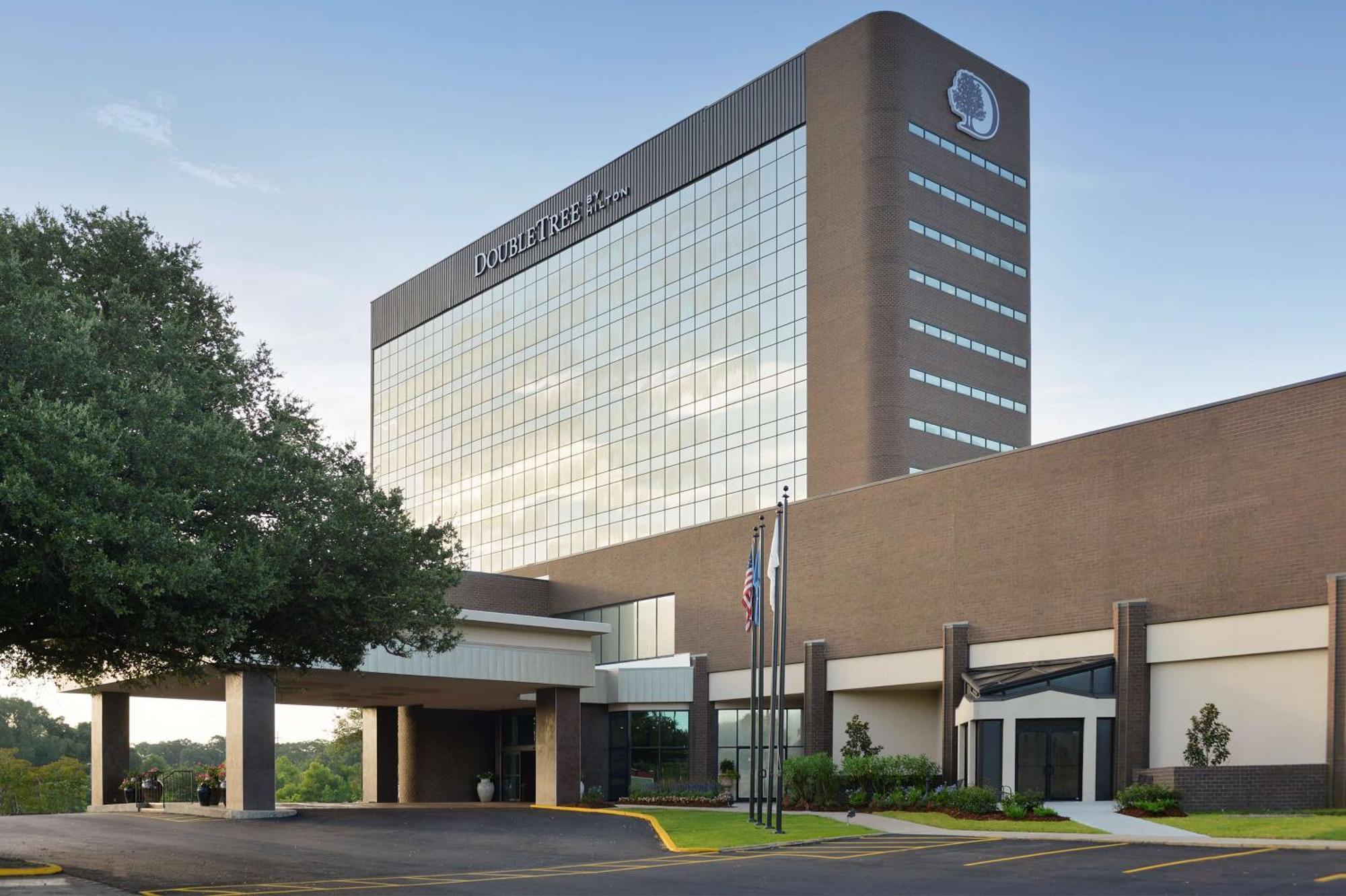 Doubletree By Hilton Lafayette Hotel Bagian luar foto